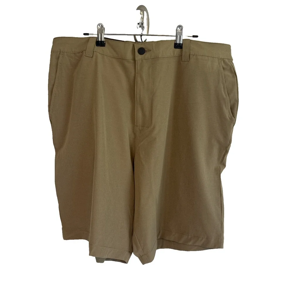 New Banana Republic Beige Comfort Stretch Shorts 40 Wicking Waist Athleisure